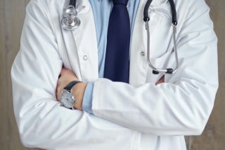 Pełnomocnictwo do urzędu a do lekarza. Czym się różnią i jak uniknąć błędów?