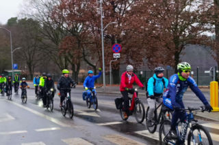 Zamiast odsypiać sylwestra, wsiedli na rowery i ruszyli w trasę. Tak szczecińscy rowerzyści powitali 2026 rok