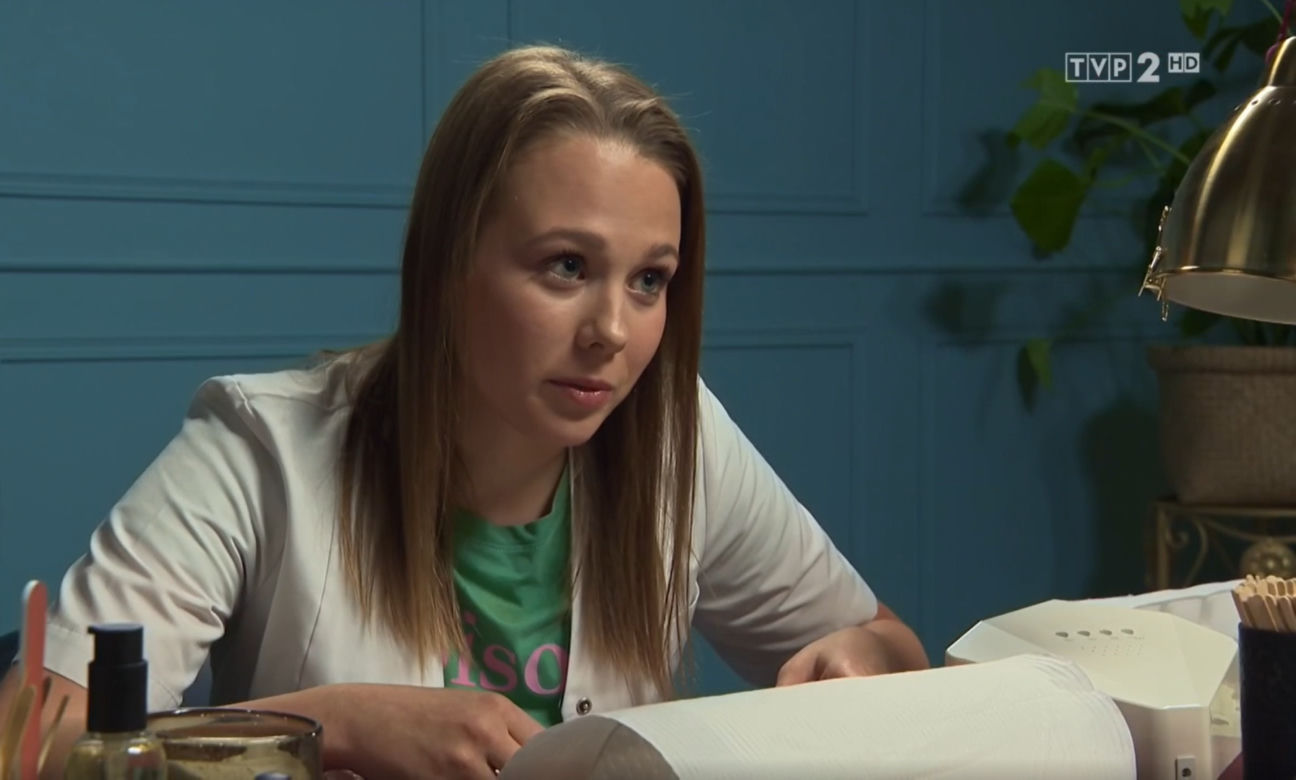 Barwy szczęścia, odcinek 2374, Oliwka (Wiktoria Gąsiewska), Jowita (Magdalena Żak)
