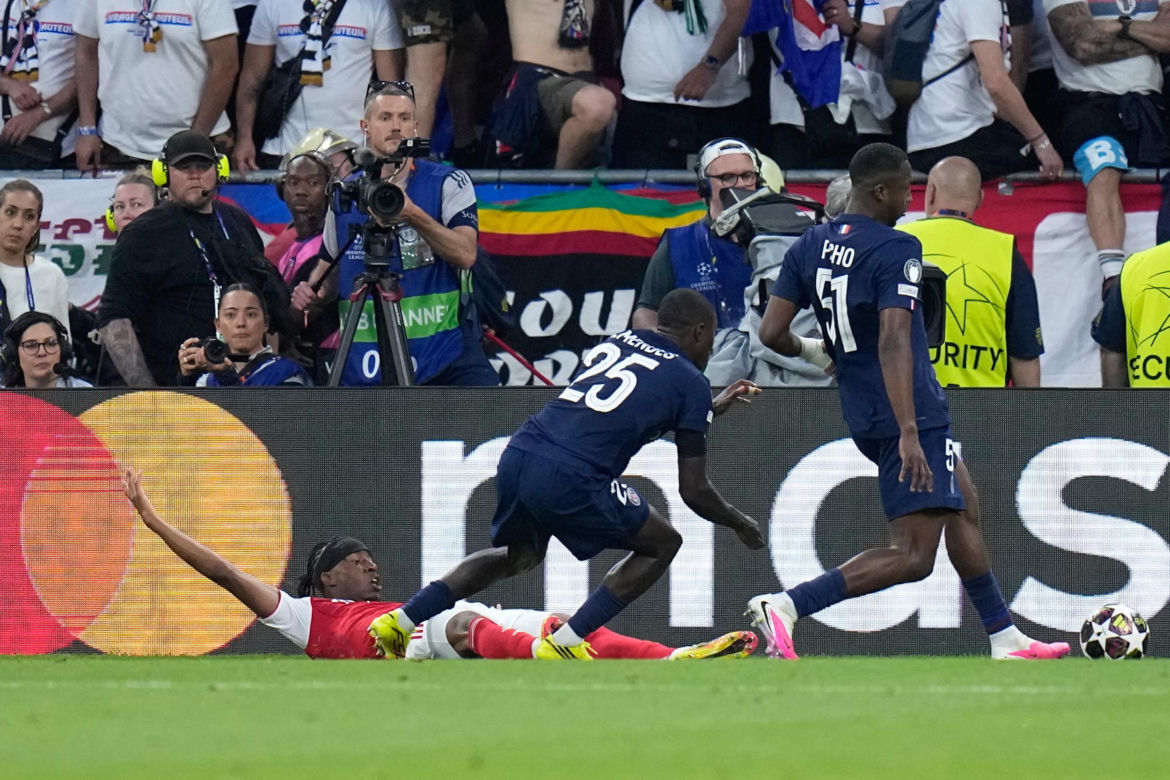 Liga mistrzów. Mecz PSG - Arsenal