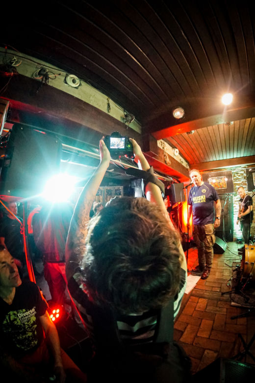 Legendarny zespół Sham 69 rozgrzał Hard Rock Pub Pamelę