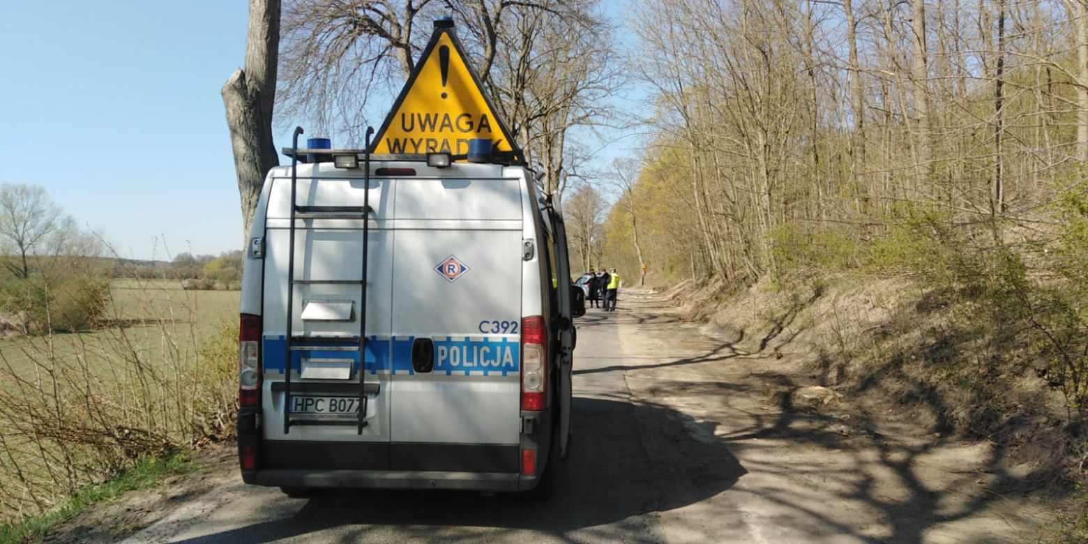 Tajemniczy wypadek koło Torunia. Makabryczna śmierć 48-latka 