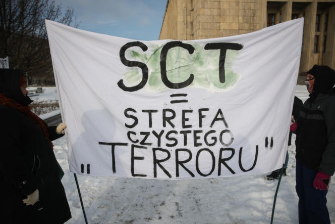 Protest przeciw Stefie Czystego Transportu w Krakowie