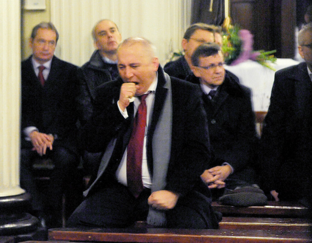 PiS nudzi się w kościele