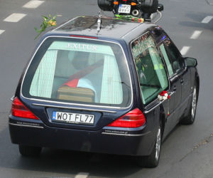 	Trumna z ciałem Marii Kaczyńskiej