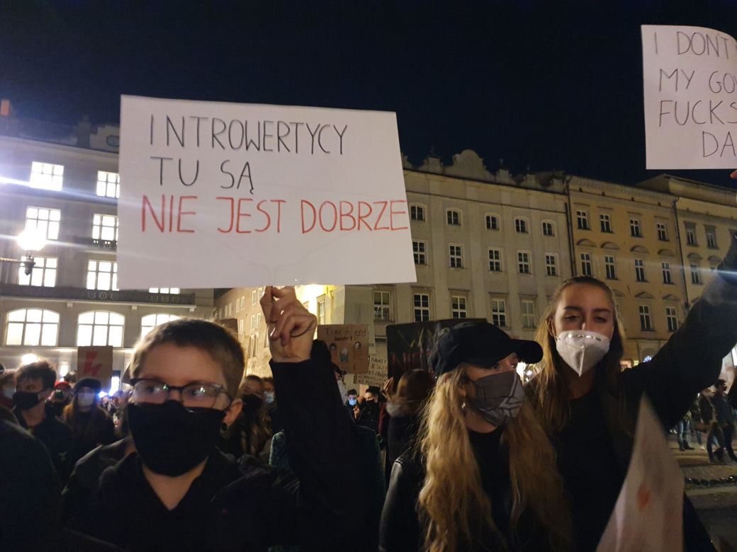 Strajk Kobiet w Krakowie. Protest na Rynku Głównym [27.10.2020]