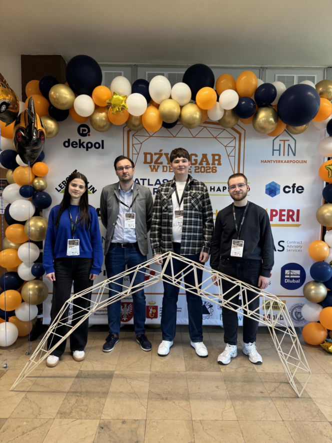 Studenci Politechniki stworzyli wyjątkowy dźwigar. Został doceniony w konkursie