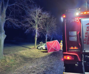 Tragedia na drodze w powiecie rawickim. Nie żyje pasażerka auta