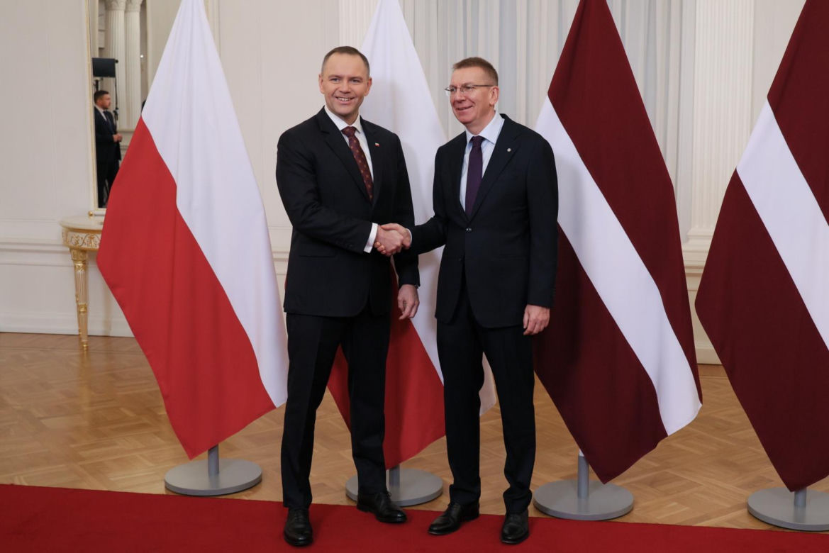 Prezydent Karol Nawrocki z wizytą na Łotwie. Główne tematy to bezpieczeństwo i sytuacja na Bałtyku