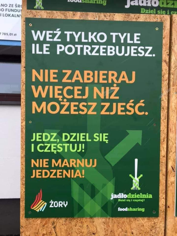 Co zrobić z jedzeniem po świętach? Zamiast wyrzucić, warto się podzielić