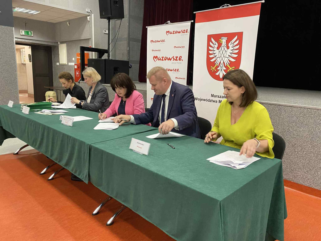 Kilkadziesiąt nowych inwestycji w powiecie siedleckim z dofinansowaniem Mazowsza