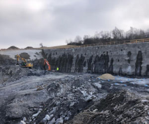Trwa budowa tunelu pod Górami Wałbrzyskimi