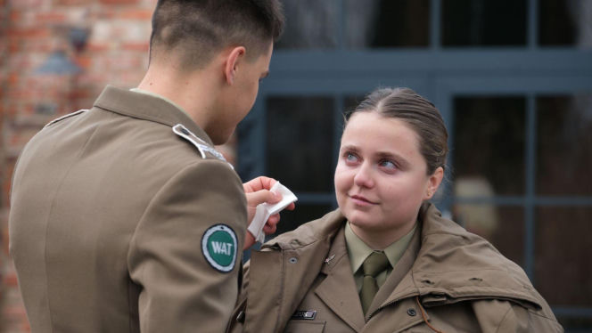 M jak miłość odc. 1926. Janek (Jakub Sirko), Matylda (Klementyna Lamort)