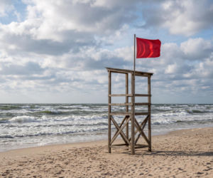 Sinice Łazy. Czy w Łazach można się kąpać 07.08? Flaga, warunki pogodowe