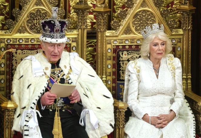 Książę Harry i jego żona Meghan wracają do Wielkiej Brytanii