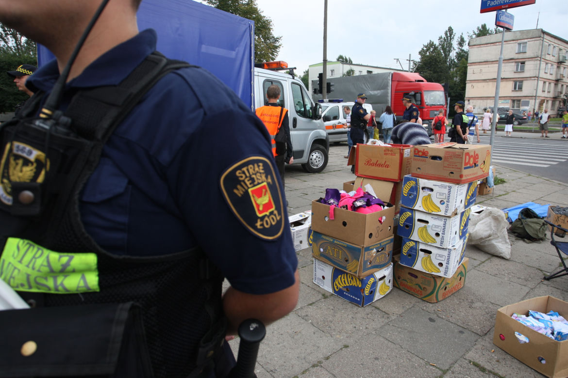 Wojna kupców ze strażnikami miejskimi w Łodzi  