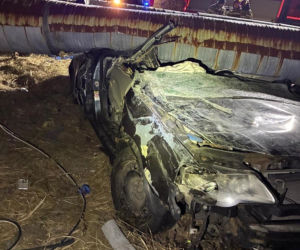 Dramat w Częstochowie. 18-latek bez prawka uciekał przed policją, jego 17-letnia pasażerka walczy o życie