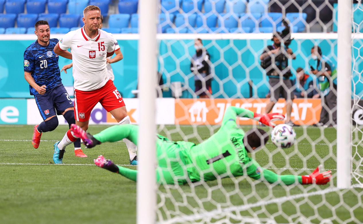 Ale wtopa Szczęsnego! Samobójczy gol Szczęsnego w meczu Polska - Słowacja
