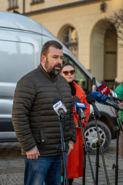 SZOT we Wrocławiu – przekaż ubrania lub znajdź im nowy dom!