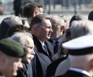 Rocznica katastrofy smoleńskiej. Prezydent Nawrocki uczcił pamięć zmarłych