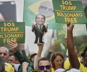 Był prezydent próbował uciec z aresztu! Użył lutownicy