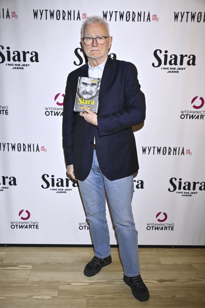 Markowska przytulała męża, Ostałowska zaskoczyła sylwetką, Ścibakówna błyszczała na premierze biografii Rewińskiego