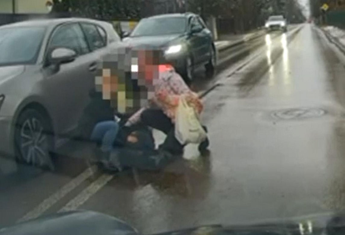 "Dziecko potrąciłam". Policja pokazała szokujące nagranie z Piaseczna