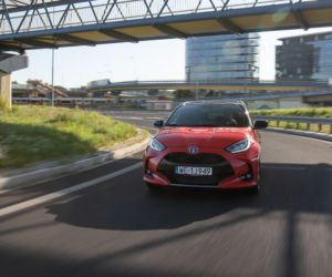 2020 Toyota Yaris 1.5 HYBRID Premiere Edition (Tokyo Fusion)