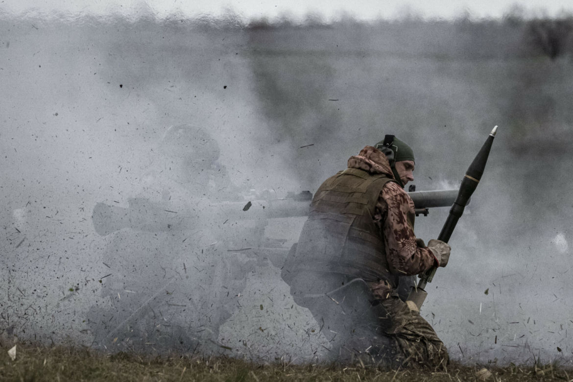 Ukraina ćwiczy przed wiosenną kontrofensywą
