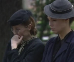CZAS HONORU 5, odc. 59. Ruda (Karolina Gorczyca) z matką (Agnieszka Wosińska)