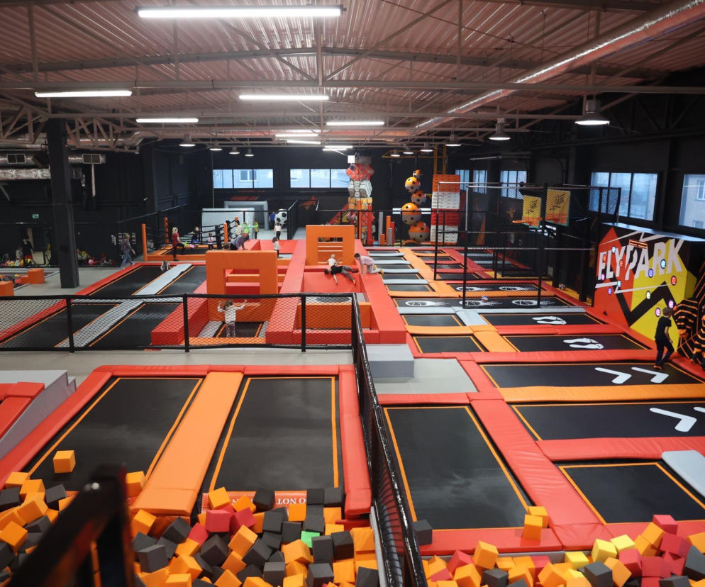 FlyPark zamieni się w pikselowy świat! 2 urodziny parku rozrywki 