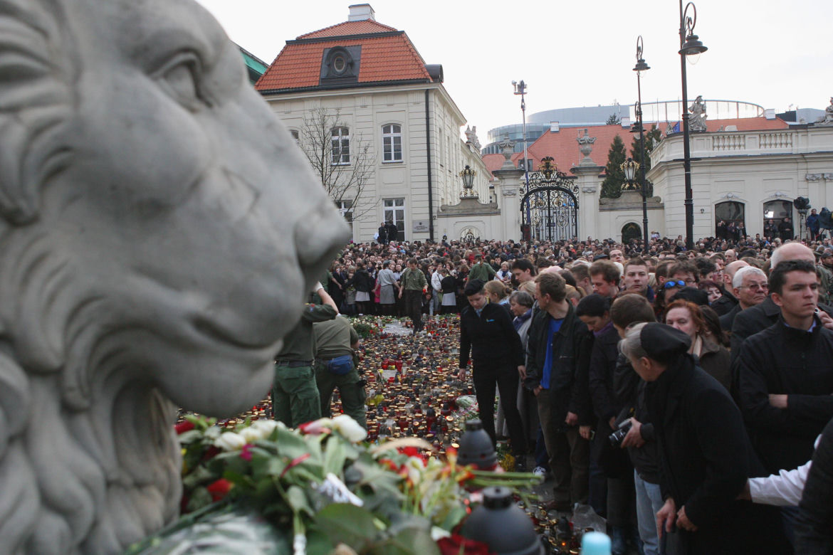 Warszawa dzień po katastrofie smoleńskiej
