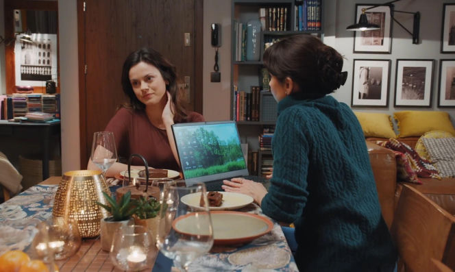 M jak miłość. Kasia (Paulina Lasota), Aneta (Ilona Janyst)