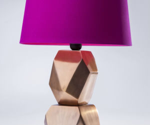 Lampa w miedzi i purpurze
