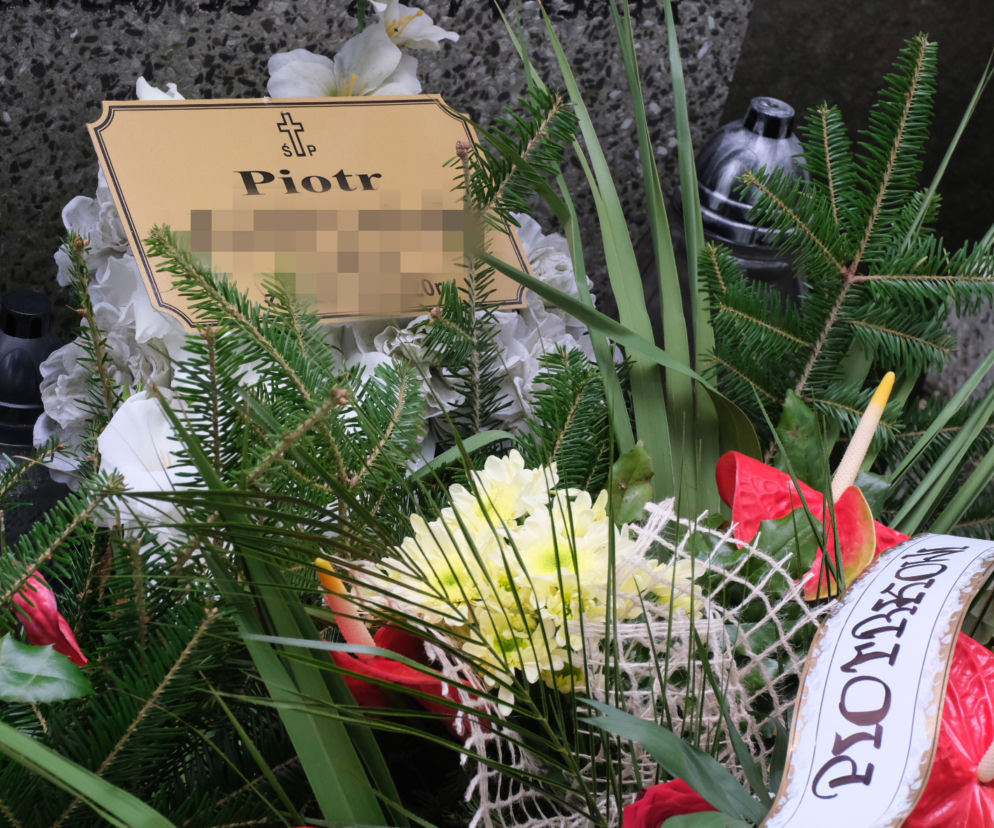 Ciało zadźganego Piotra spoczęło w mogile