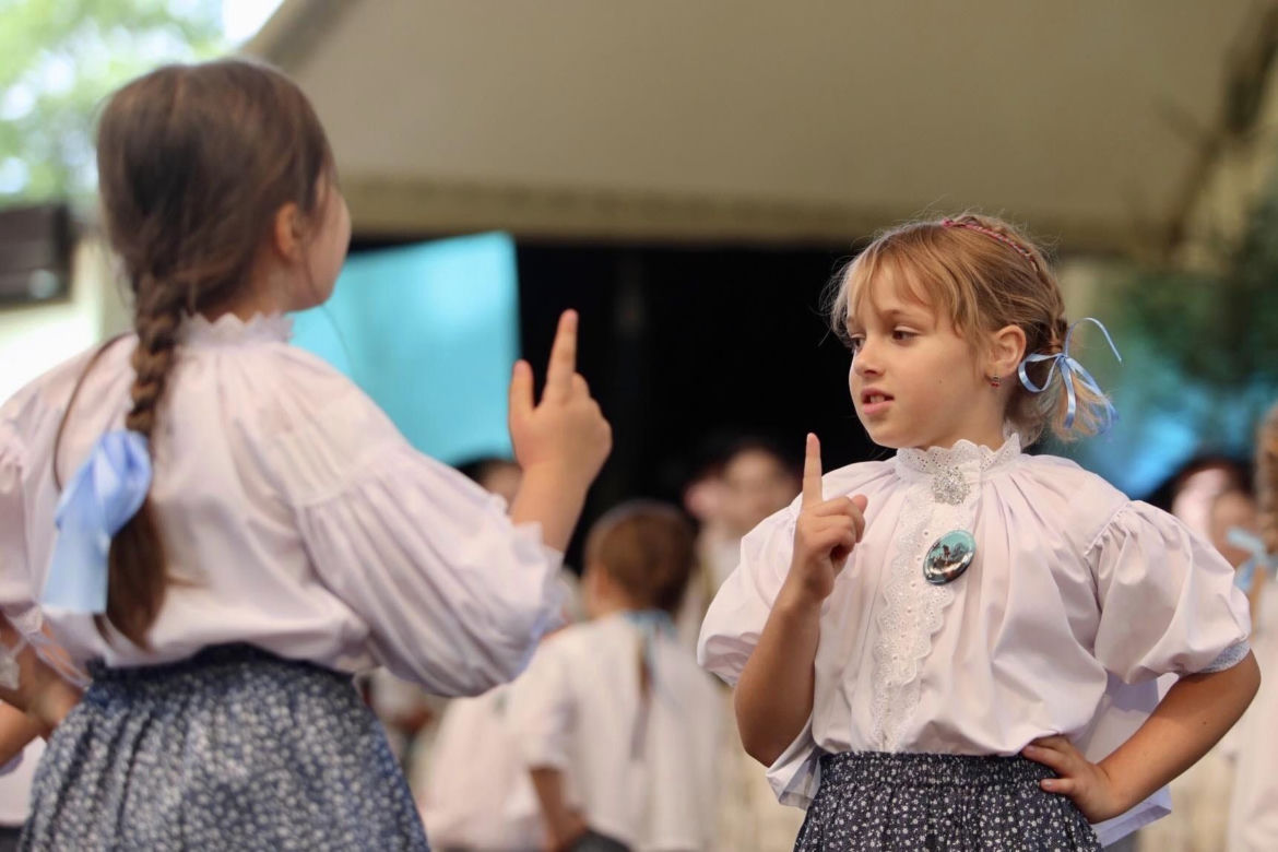 Rozpoczął się 60. jubileuszowy Tydzień Kultury Beskidzkiej. Przyjechało 20 zespołów z całego świata ZDJĘCIA, PROGRAM