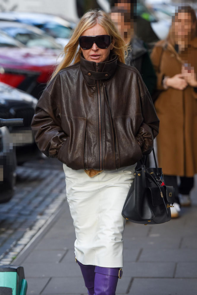 Monika Olejnik weszła w spódnicy, wyszła bez