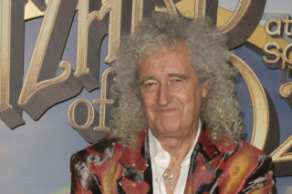Queen na Glastonbury? Brian May studzi emocje fanów. Dlaczego? 