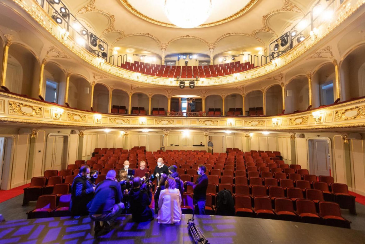 Widownia Teatru Horzycy po remoncie