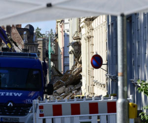 Po zawaleniu się budynku w Goerlitz trwa akcja ratunkowa, wydobyli w nocy ciało 25-latki