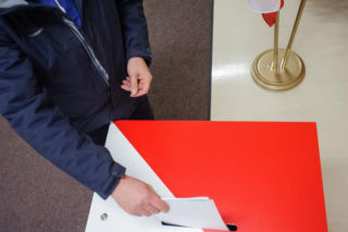 Setki obserwatorów ruszą do lokali wyborczych. Zaczną pracę już o 6 rano
