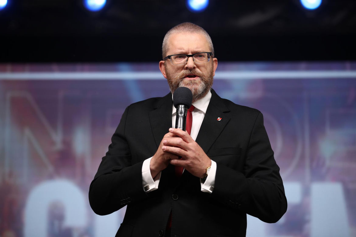 Grzegorz Braun (KW Konfederacja Wolność i Niepodległość) - 26 895 głosów w okręgu nr 23