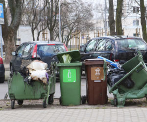 NA WOLI GRASUJE PODPALACZ
