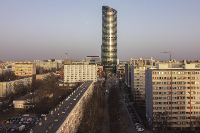 Wrocław: Sky Tower zostanie wystawiony na sprzedaż