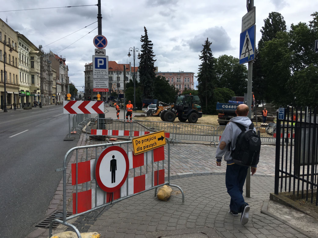 Uwaga bydgoszczanie! Rozpoczęły się prace nad przebudową ul. Focha [ZDJĘCIA]