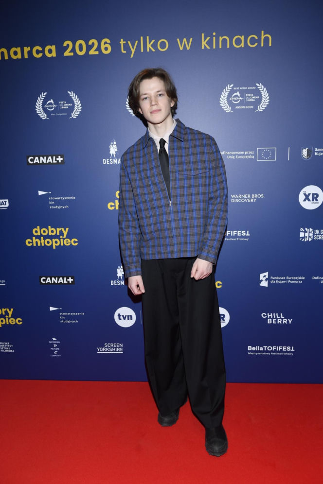 Bezrobotny Piróg, kolorowa Sadowska i amerykański Zawierucha na premierze filmu