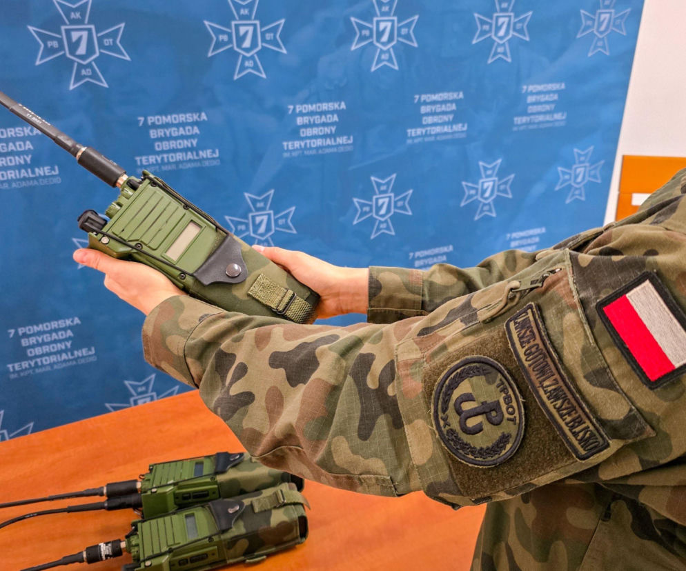 Radiostacje 3501 dla pomorskich Terytorialsów. Nowy sprzęt łączności od Radmor