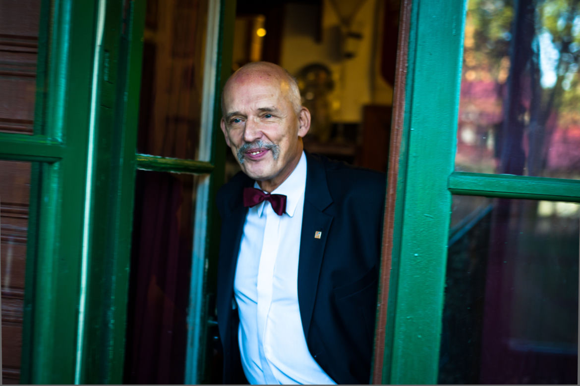 Janusz Korwin-Mikke skończył 80 lat. Tak się zmieniał