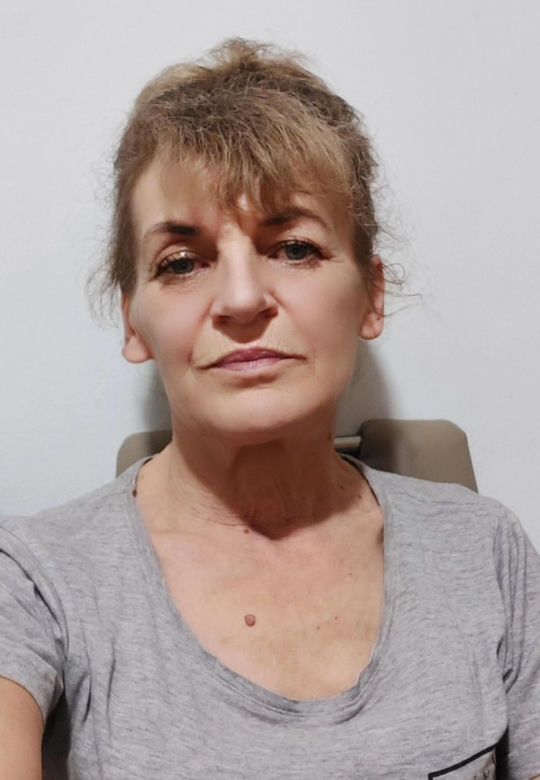 Leżał w kałuży krwi, po której jeździły samochody! Tajemniczy zgon w Gałdowie. "Mam żal, jeśli chodzi o działania policjantów"