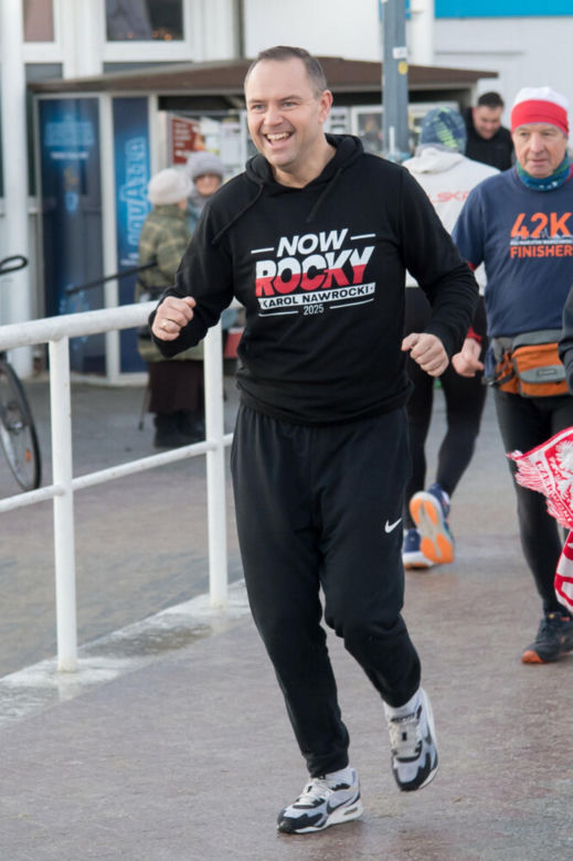 Styl Rafała Trzaskowskiego i Karola Nawrockiego